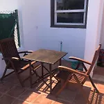 Gran Casa Con Bonito Jardin *